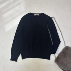 カシミヤ100% ブラック　Vネックニット