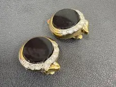 NINA RICCI ラウンド型イヤリング