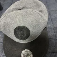 H&M ベースボールキャップ グレー×ブラックのサムネイル