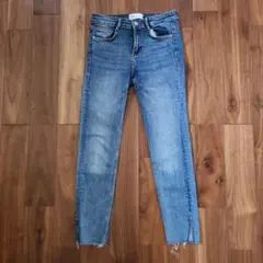 ZARA スキニーデニム ライトブルー