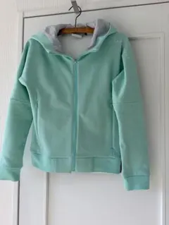 TaylorMade フード付きセーターミントグリーン