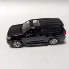 WELLY製1:60スケールのトヨタ・ランドクルーザープラドのサムネイル