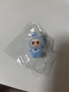 ラブブ ガチャガチャ 青