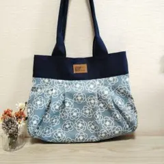 ハンドメイド　タック入りトートバッグ サブバッグ　肩掛けバッグ　花柄バック