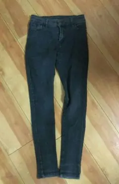 Item thumbnail for item 363b750b-fc64-43c6-881a-0246461e348d