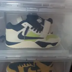 Travis Scott × Nike Jordan Jumpman Jack