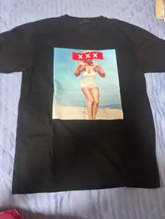 GOD SELECTION XXX フォトプリント Tシャツ ブラックのサムネイル