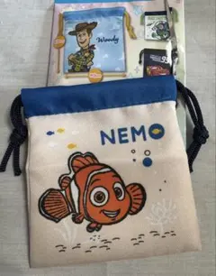 ディズニーピクサー　ミニ巾着　ニモ（ファインディング・ニモ）