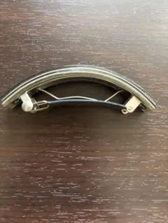 CLIPPARIS ストライプデザイン バレッタ クリーム色