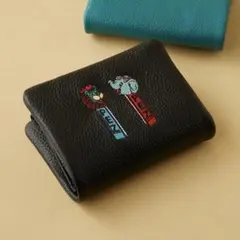 【美品】ear PAPILLONNER×PEZ 刺繍　二つ折り財布 黒のサムネイル