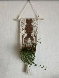 Item thumbnail for item d2b2f05a-e6de-443a-968c-b83e521b2730