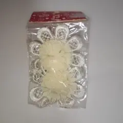 アイボリー花モチーフヘアアクセサリー　ピン留め