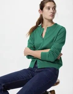 UNIQLO UVカットクルーネックカーディガン、セーター　アンサンブル