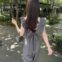 GRL バックリボンショルダーフリルオールインワン チャコール M