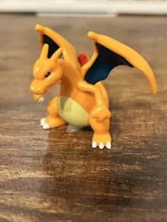 ポケモン　フィギュア　リザードン