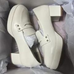 ESPERANZA ヒールアップローファー22.5 アイボリー