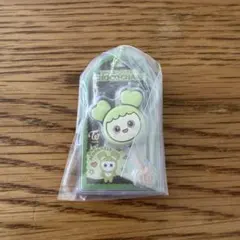 【新品】TWICE LOVELYS チョコがけボーロ チャーム　ジョンヨン