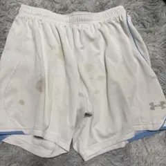 Under Armour ホワイトショートパンツ