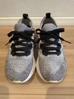 NIKE Epic React Flyknit2