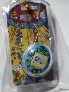 たまごっち　おかしなたまごボーロっち　パッケージチャームつき３　①