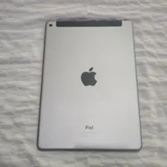 iPad Air第2世代 Wi-Fi+Cellular シルバー　16GB