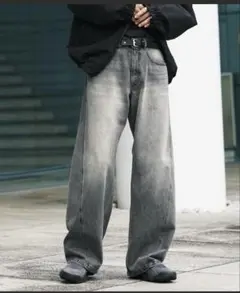 VINTAGE WASHED CURVED DENIM Sサイズ