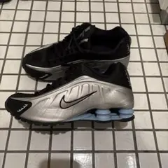 Nike Shox ランニングシューズ ブラック/シルバー／ブルー