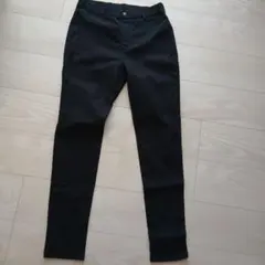 gu黒 ゴムウエスト スリムフィット カジュアルパンツ