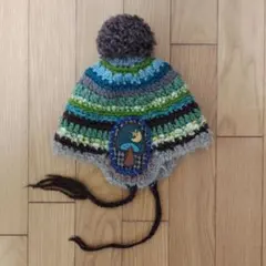 カラフルなニット帽 ポンポン付き キッズサイズ