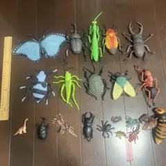 昆虫フィギュアセット 10個入り おまけ付き　虫　模型