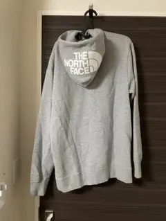 north faceパーカー L