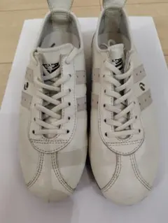 Item thumbnail for item 9342b62e-da3a-4af2-9bbd-de7a5a556405