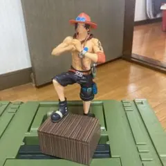ワンピース 火拳のエース フィギュア