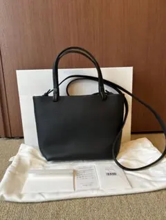 2025年最新】THE ROW トートバッグの人気アイテム - メルカリ