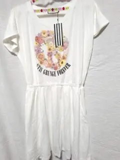 jouetie 半袖Tシャツ 花柄プリント 新品タグ付きのサムネイル