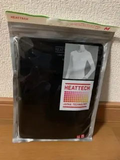 ユニクロHEATTECH クルーネックＴ(長袖 )ブラックM