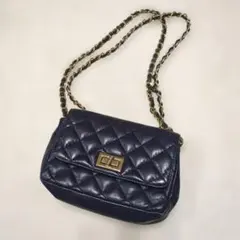 キルティング チェーンバッグ