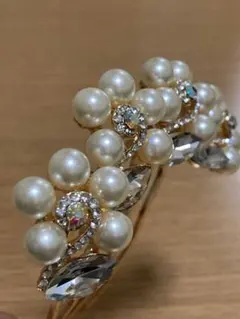 パール　フラワー　ゴールド ヘアアクセサリー　髪飾り　結婚式　パーティー