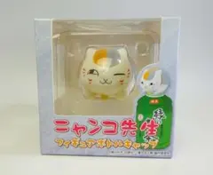 夏目友人帳　ニャンコ先生フィギュアボトルキャップ 【 ウインク 】