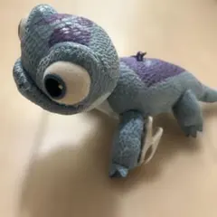 Disney resort Frozen II サラマンダー肩のせぬいぐるみ
