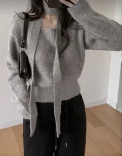 グレー オフショルダー ニットセーター