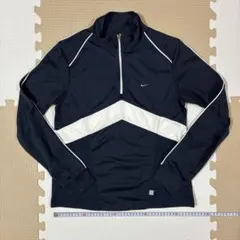 NIKE トップス　ゴルフ　テニス　スポーツウェア