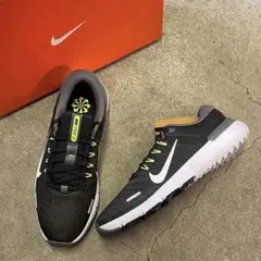 ゴルフ スニーカー