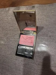 廃盤YSL Couture Blush 9 パウダーチークのサムネイル