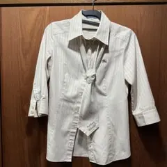 バーバリー　ブルーレーベル　ベージュ7分袖シャツ（ネクタイ付）