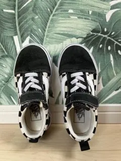 Vans ブラック チェッカー スニーカー