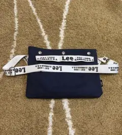 Lee サコッシュ 紺色