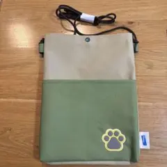 犬用お出かけバッグ ベージュとグリーン