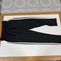 ブラックジャージパンツ サイドストライプ