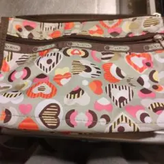 LeSportsac ハート柄ポーチ